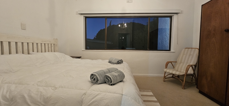 To Let 3 Bedroom Property for Rent in Middedorp Western Cape